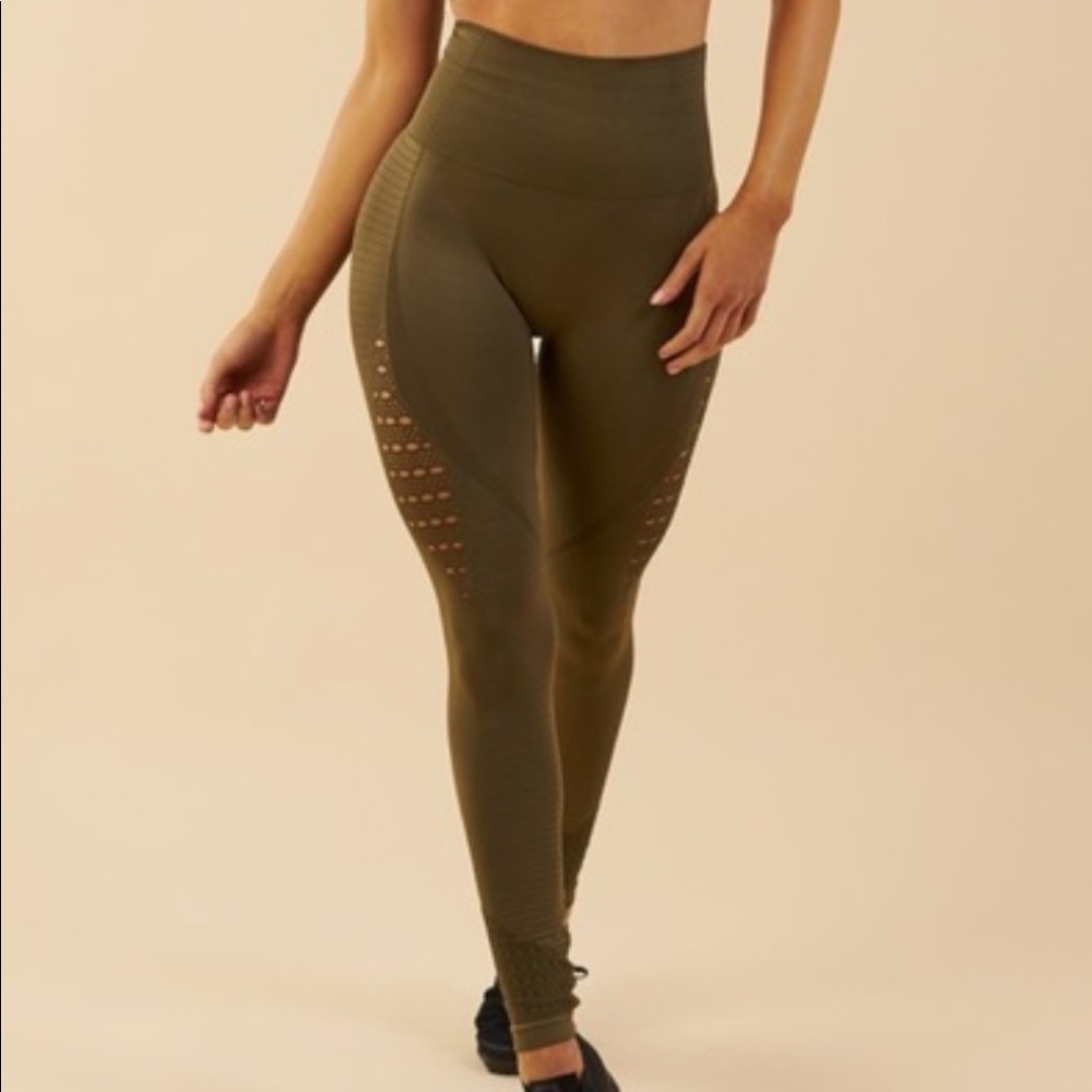 Size S Gymshark Energy Seamless Leggings, Khaki